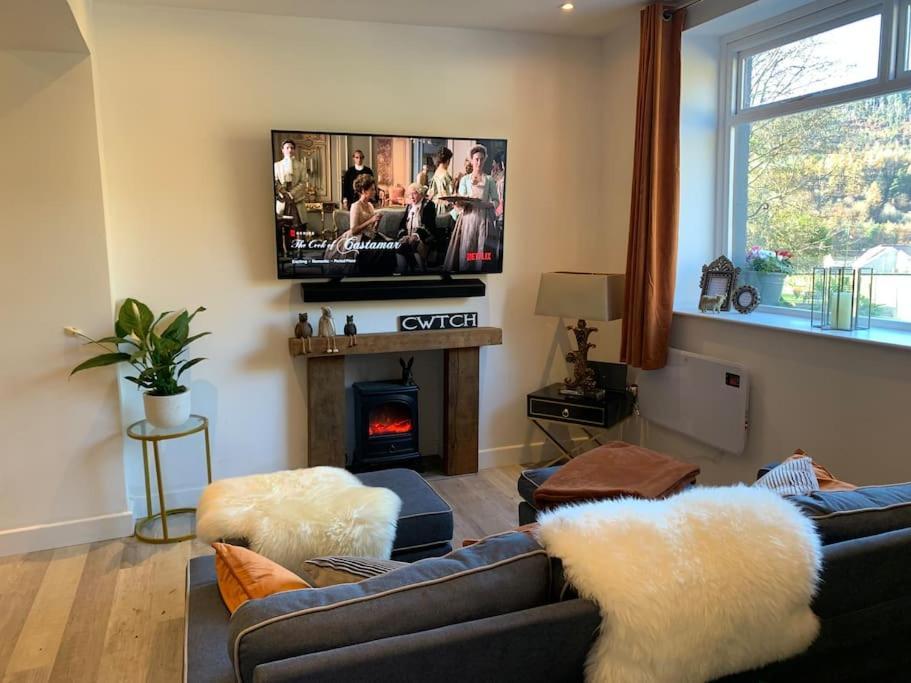 Renovated Miner'S Cottage - Family & Dog Friendly Abertillery Kültér fotó